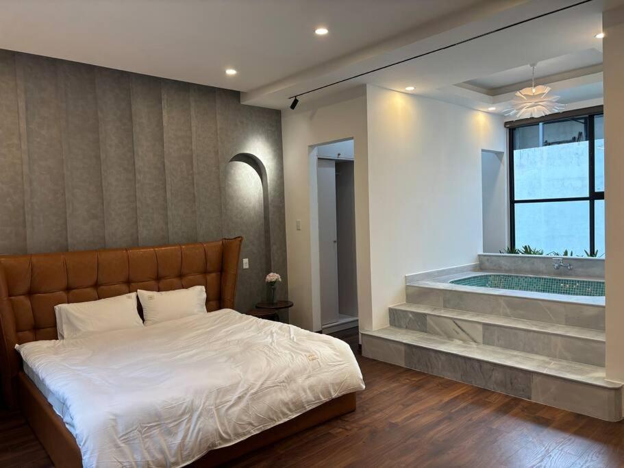 Song Cat Villa - 420Dk - Luxury Villa, Sauna, Jacuzzi Дананг Экстерьер фото